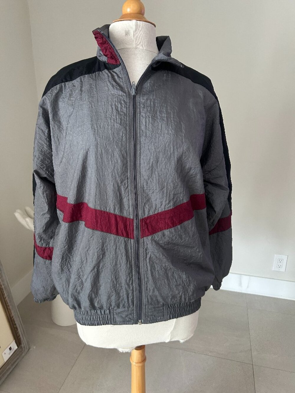 Vintage 90s Colorblock Windbreaker Jacket Gray Black Maroon Zip Up Medium